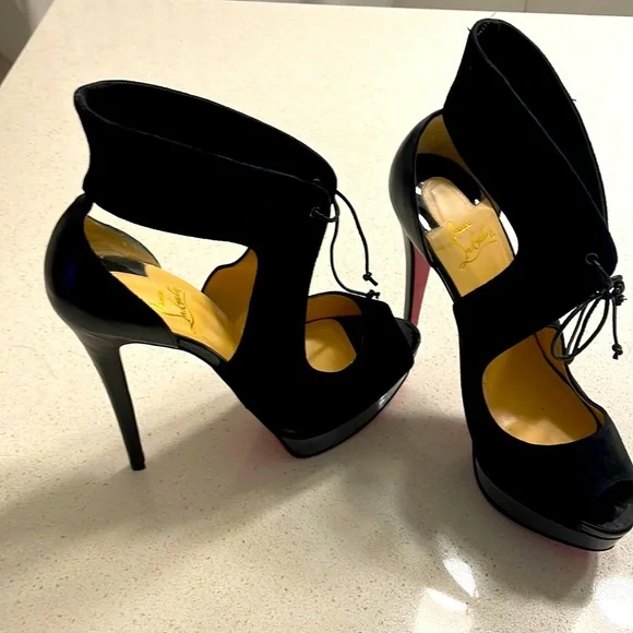 Christian Louboutin Black Heels - Picture 1 of 10